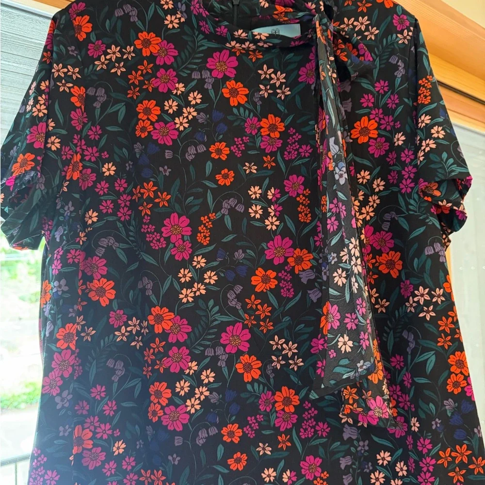 CeCe Black Midi Dress with Pink and Orange Floral Pattern - Picture 4 of 8